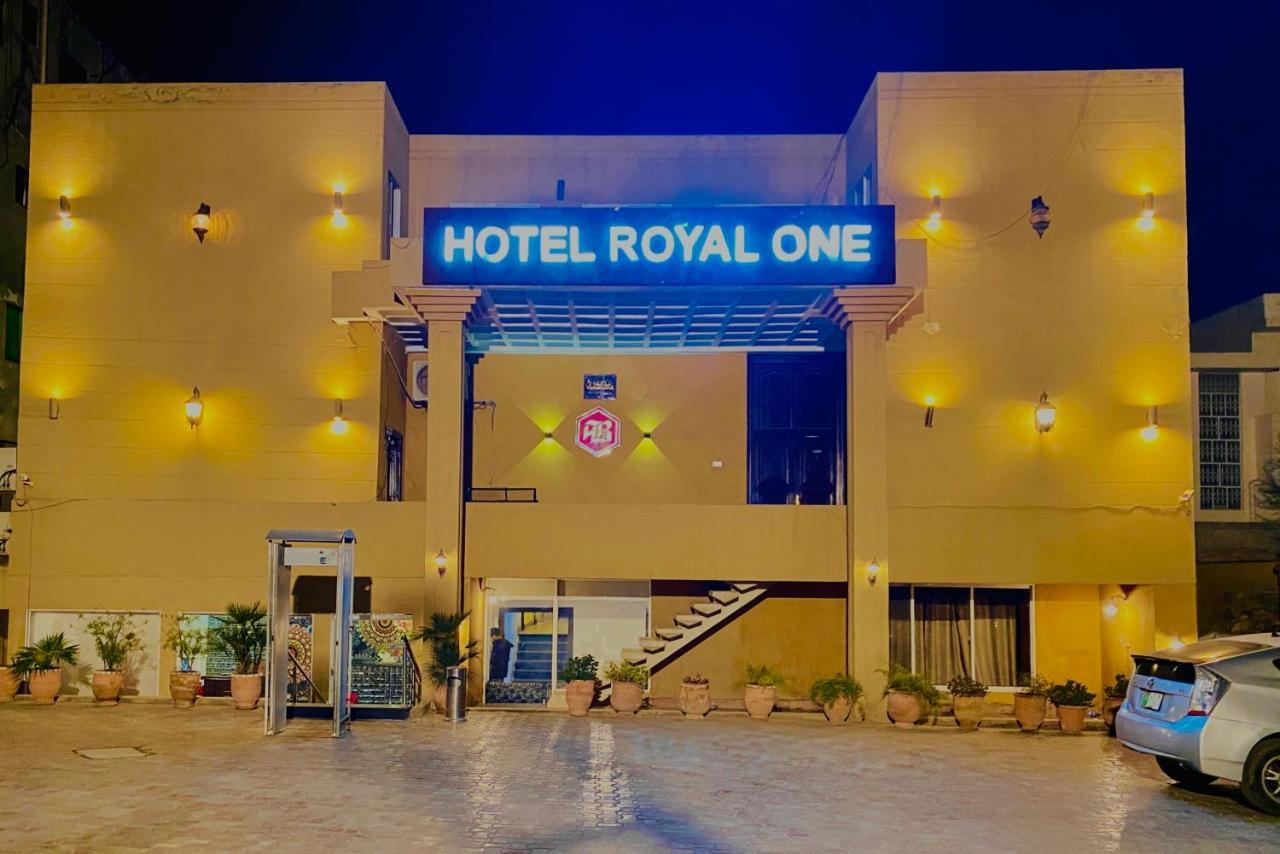 Hotel Royal One Multan Exterior foto